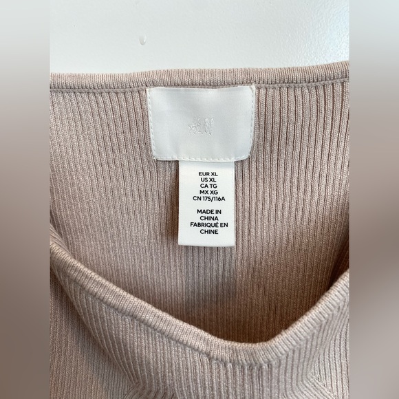 H&M Cropped Tank - Picture 2 of 3